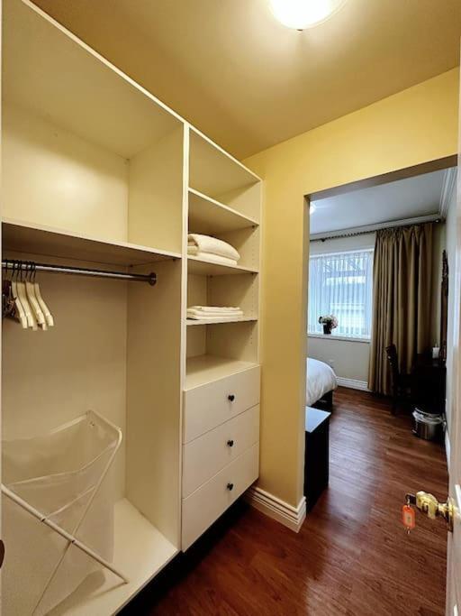 Super Cosy 8Bed & 6Bath In Vancouver Heart Near To Airport And Downtown Extérieur photo