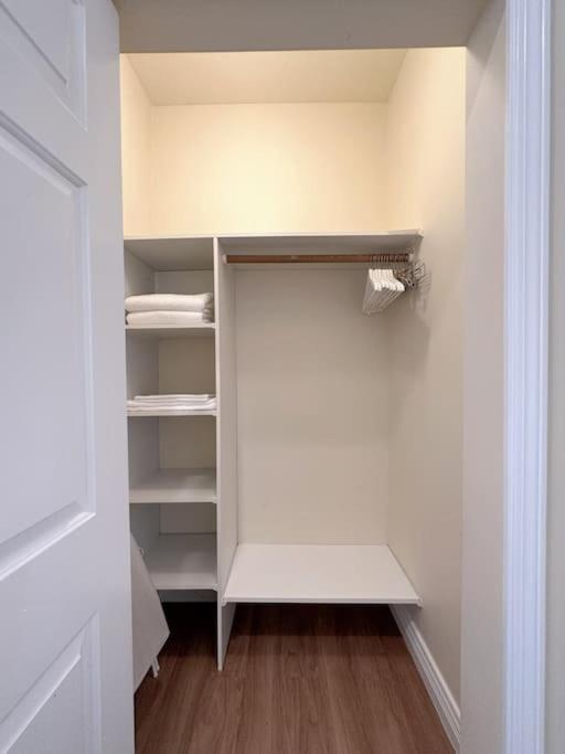 Super Cosy 8Bed & 6Bath In Vancouver Heart Near To Airport And Downtown Extérieur photo