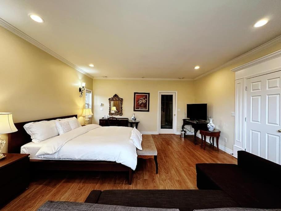 Super Cosy 8Bed & 6Bath In Vancouver Heart Near To Airport And Downtown Extérieur photo