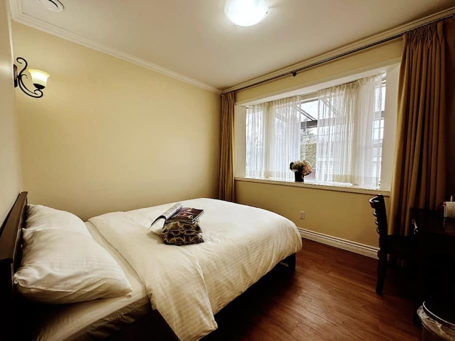 Super Cosy 8Bed & 6Bath In Vancouver Heart Near To Airport And Downtown Extérieur photo