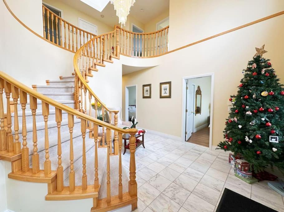 Super Cosy 8Bed & 6Bath In Vancouver Heart Near To Airport And Downtown Extérieur photo