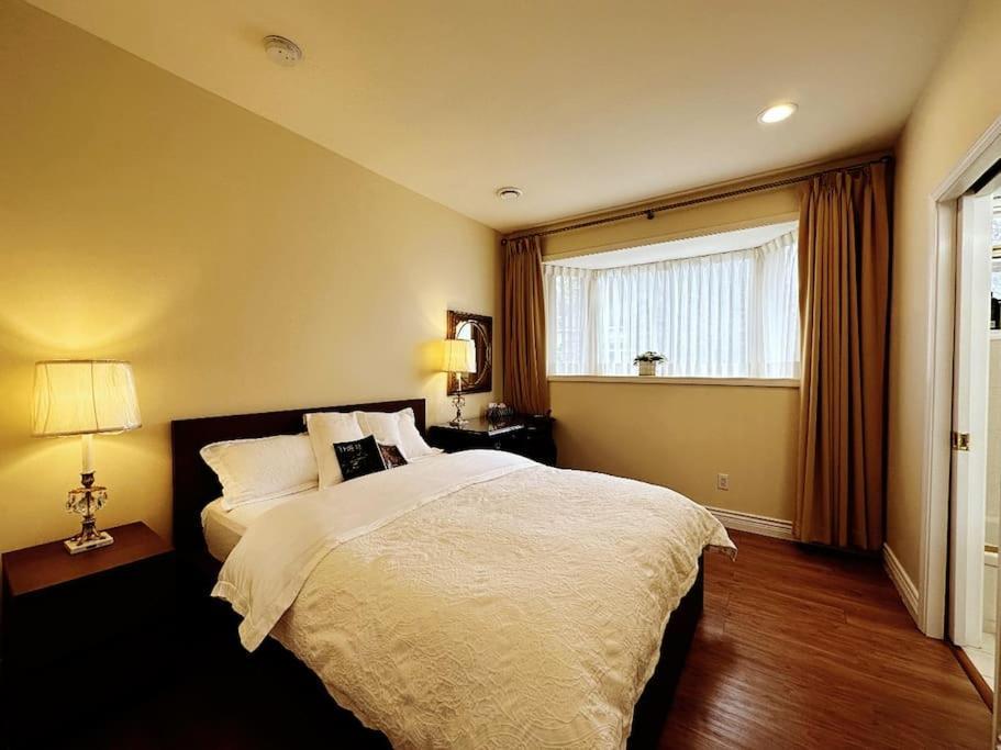 Super Cosy 8Bed & 6Bath In Vancouver Heart Near To Airport And Downtown Extérieur photo