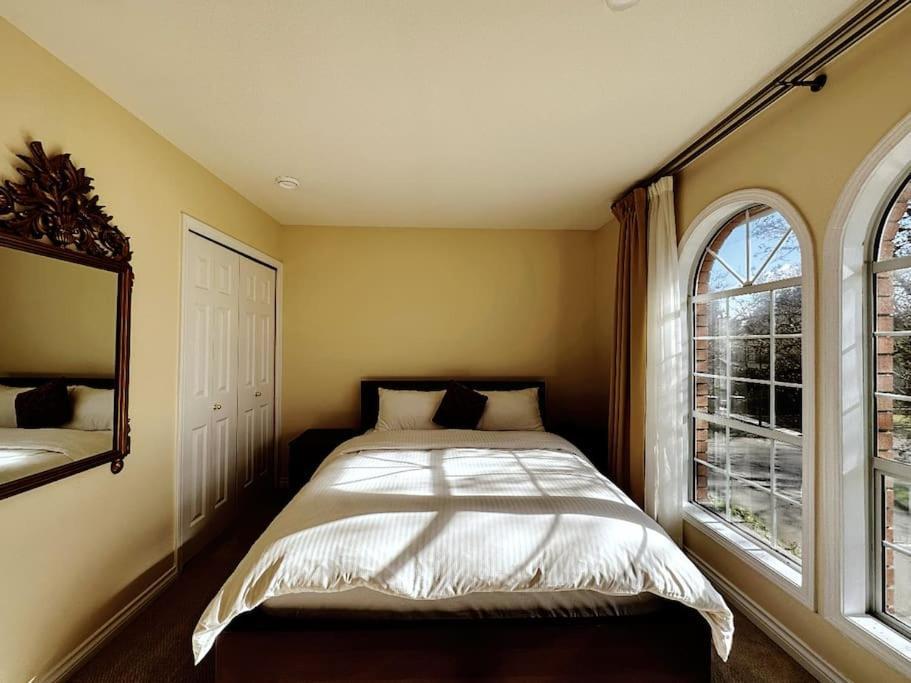 Super Cosy 8Bed & 6Bath In Vancouver Heart Near To Airport And Downtown Extérieur photo