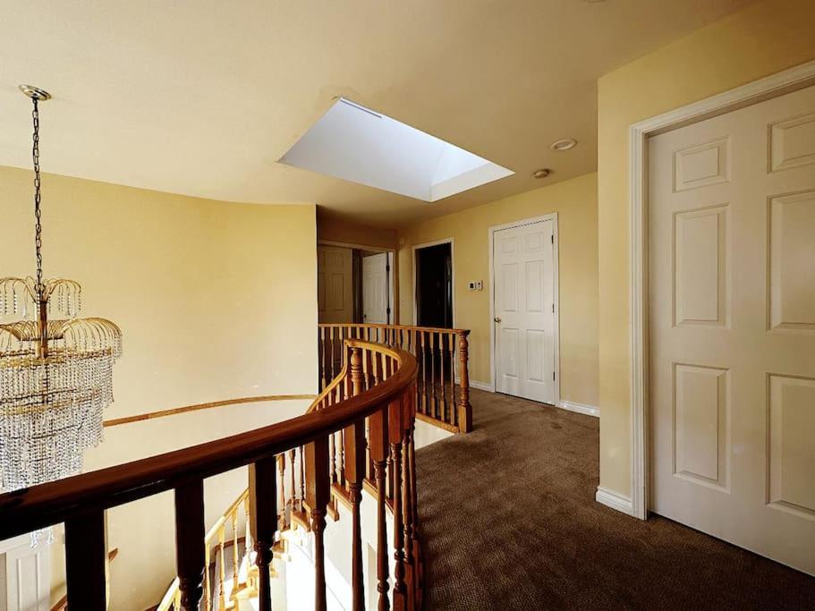 Super Cosy 8Bed & 6Bath In Vancouver Heart Near To Airport And Downtown Extérieur photo