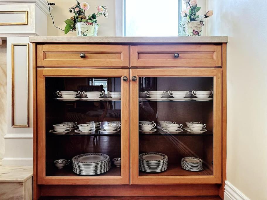 Super Cosy 8Bed & 6Bath In Vancouver Heart Near To Airport And Downtown Extérieur photo