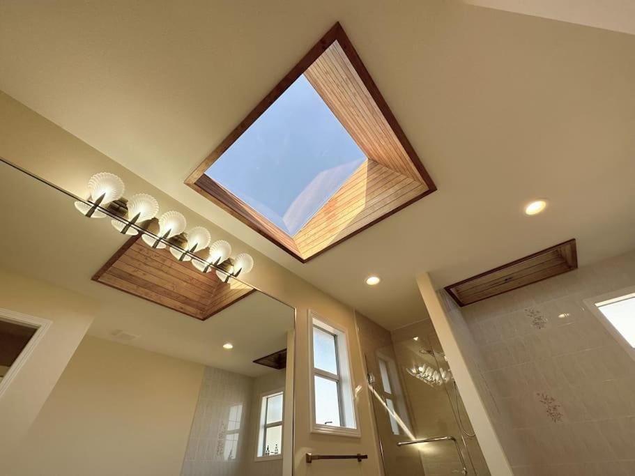 Super Cosy 8Bed & 6Bath In Vancouver Heart Near To Airport And Downtown Extérieur photo